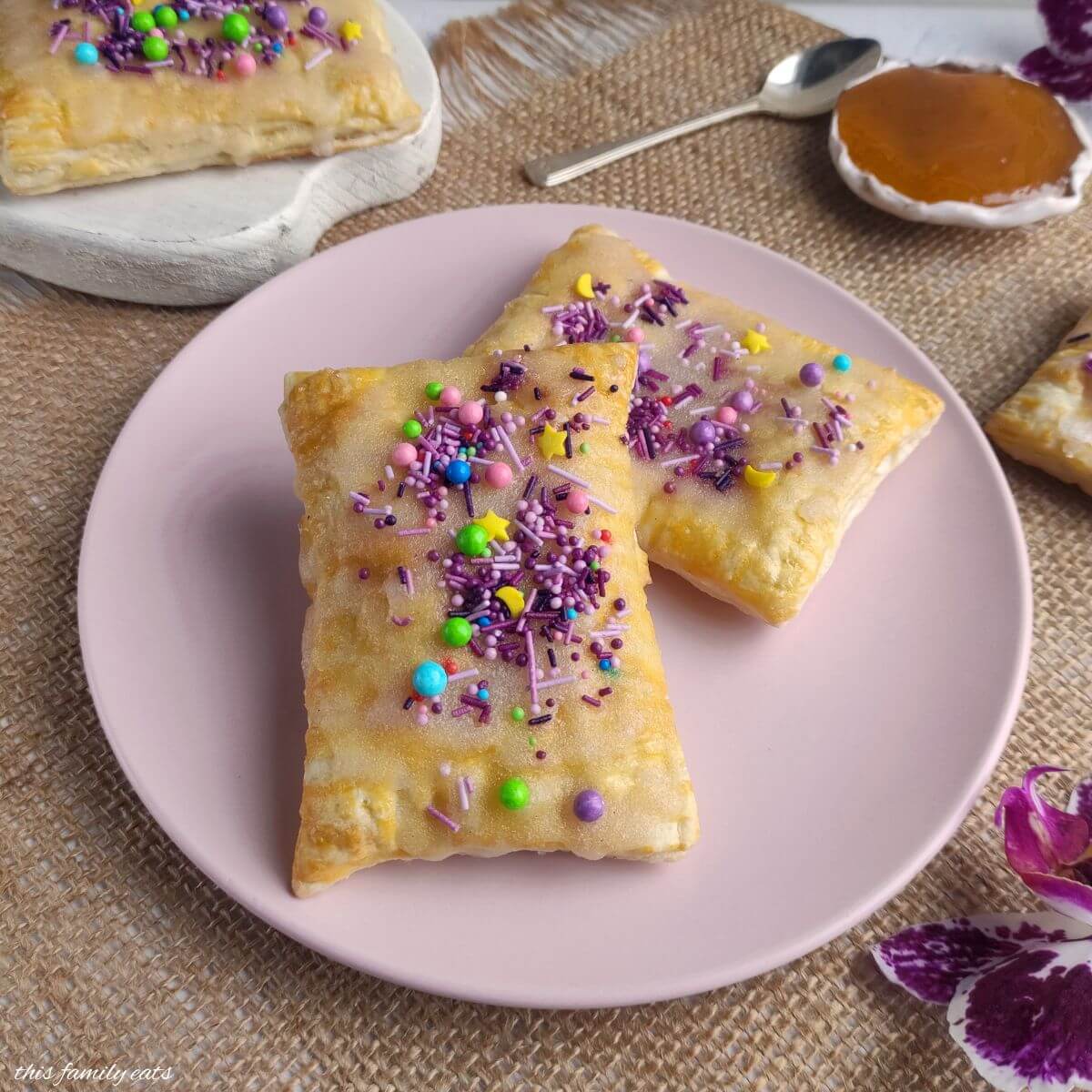 Easy Homemade Pop Tarts with Pie Crust