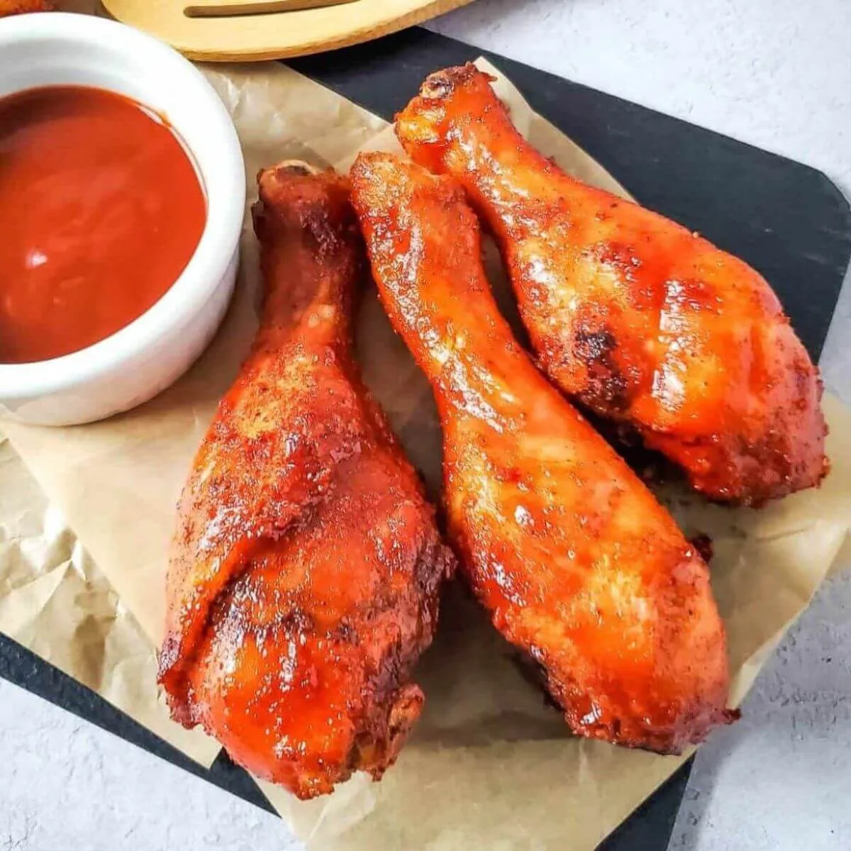 BBQ Chicken Drumsticks Featured