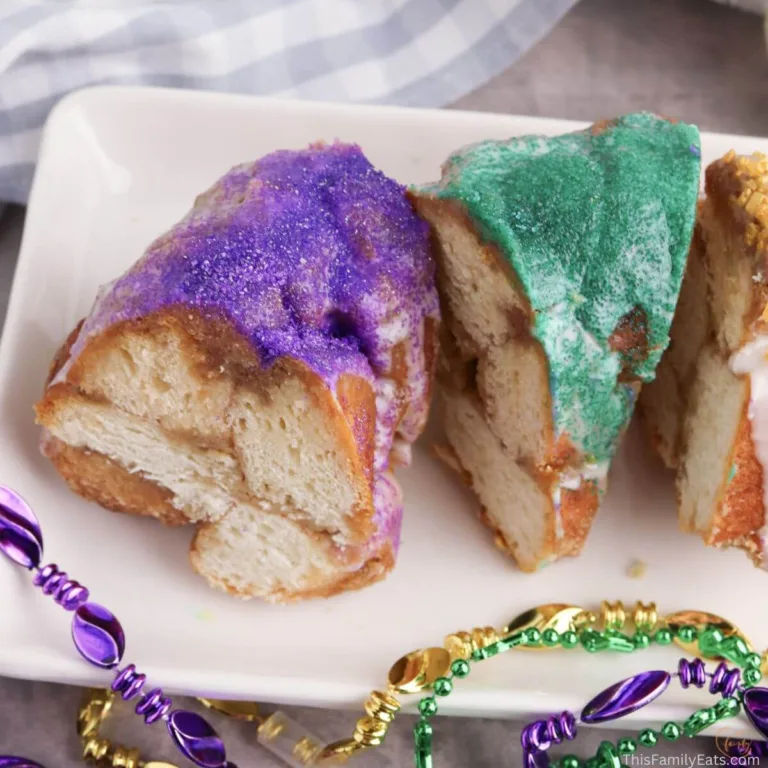 Easy Pull Apart King Cake Featured