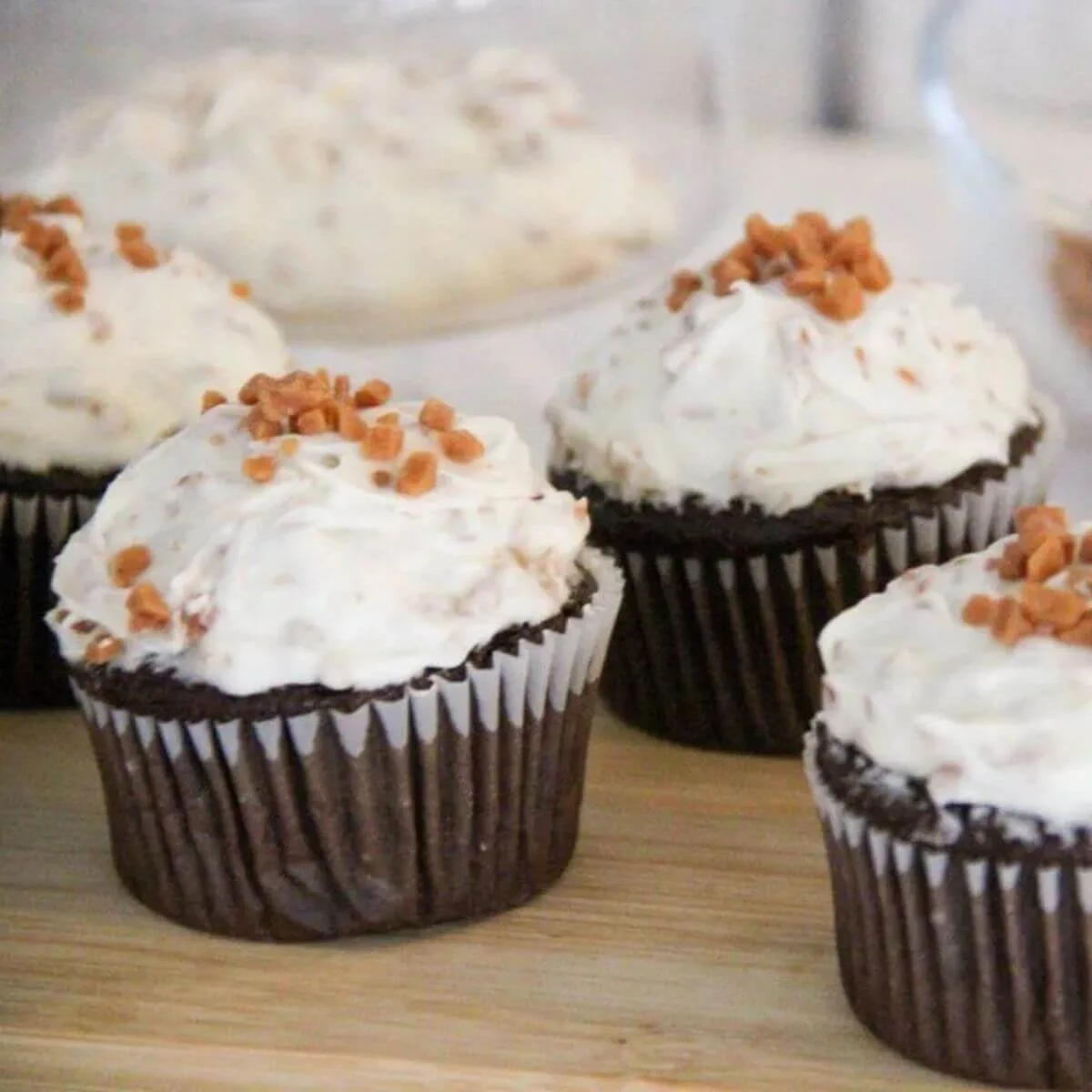 Heath Bar Cupcakes (Chocolate Toffee Cupcakes)