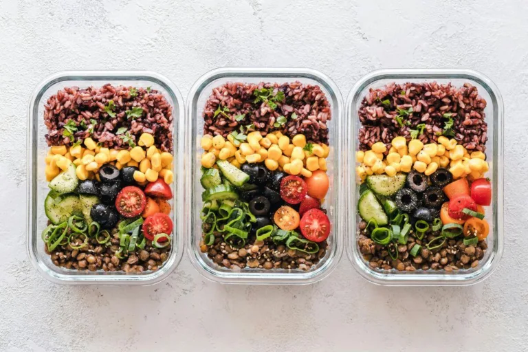 8 Meal Prep Hacks Moms Swear By (That Actually Work)