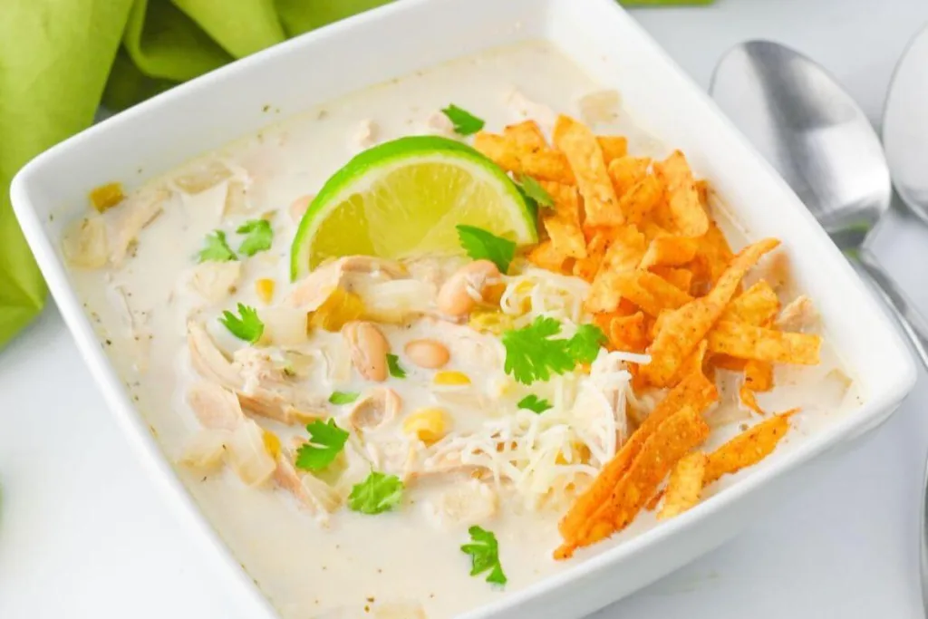 Slow Cooker White Chicken Chili