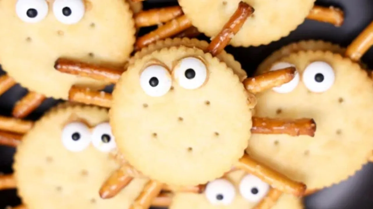 Spider Pretzels