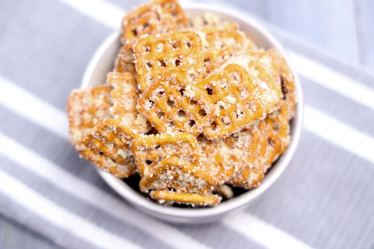 Easy garlic and parmesan pretzels