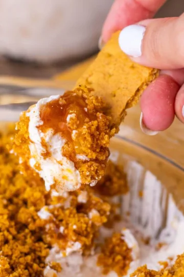 Peach Cheesecake Cobbler Dip